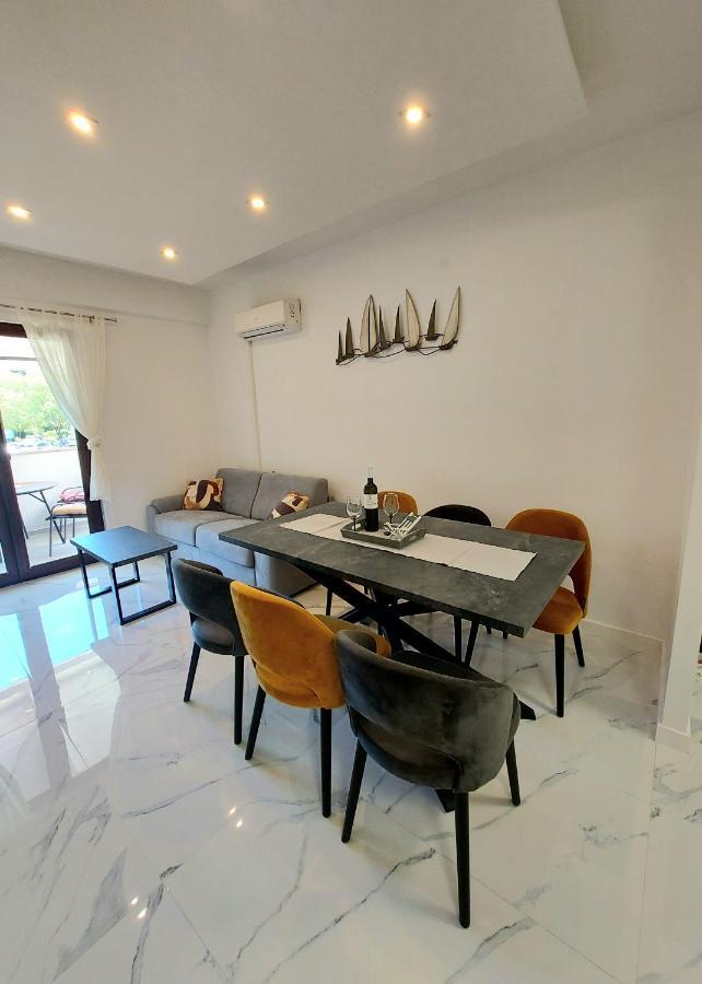 Apartman S Dvije Spavace Sobe Poreč Kültér fotó
