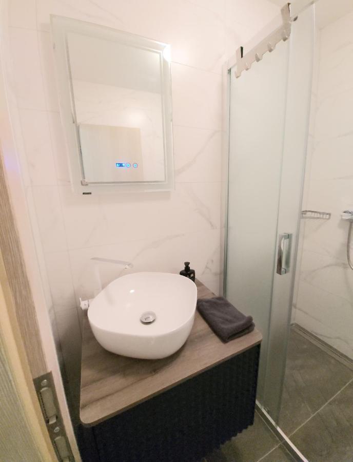 Apartman S Dvije Spavace Sobe Poreč Kültér fotó