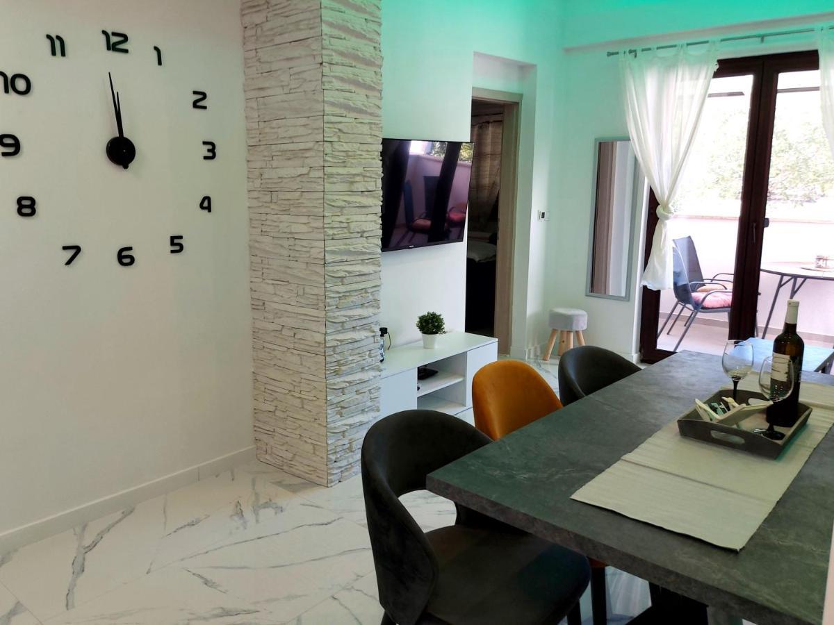 Apartman S Dvije Spavace Sobe Poreč Kültér fotó